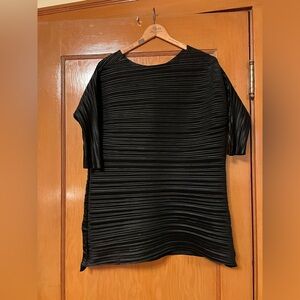 Vintage Black Pleated Top similar to pleats please